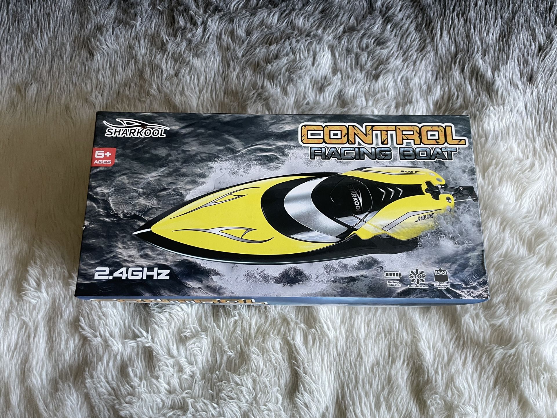 Sharkool H106 Yellow 2.4GHz Brushless Racing Boat With Remote Control