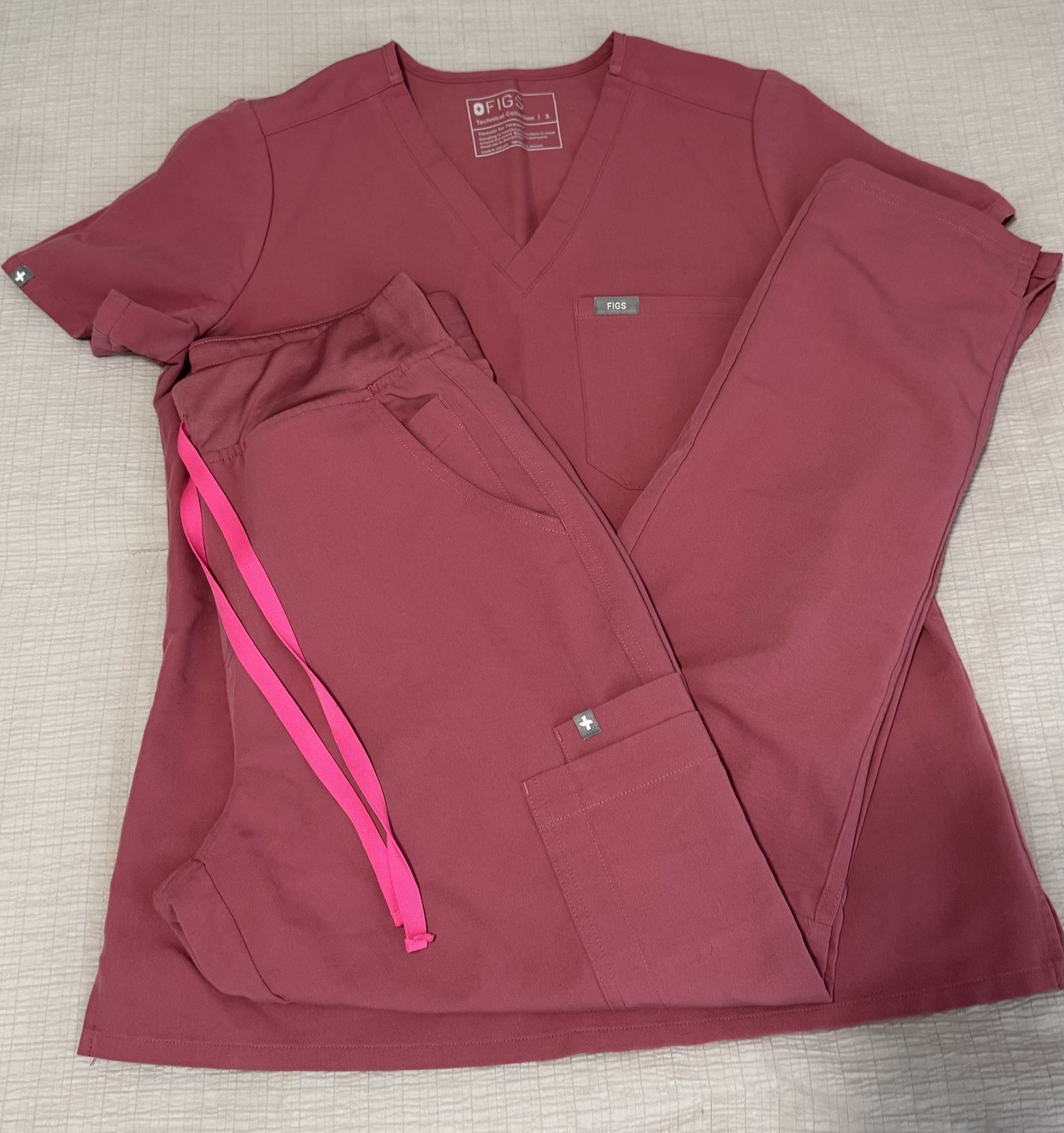 Women’s Figs Scrub Set