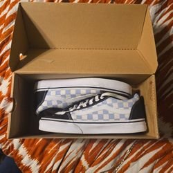 Checkerboard Vans Wards
