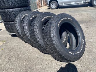 Bfgoodrich All Terrain A/T LT255/65/17”