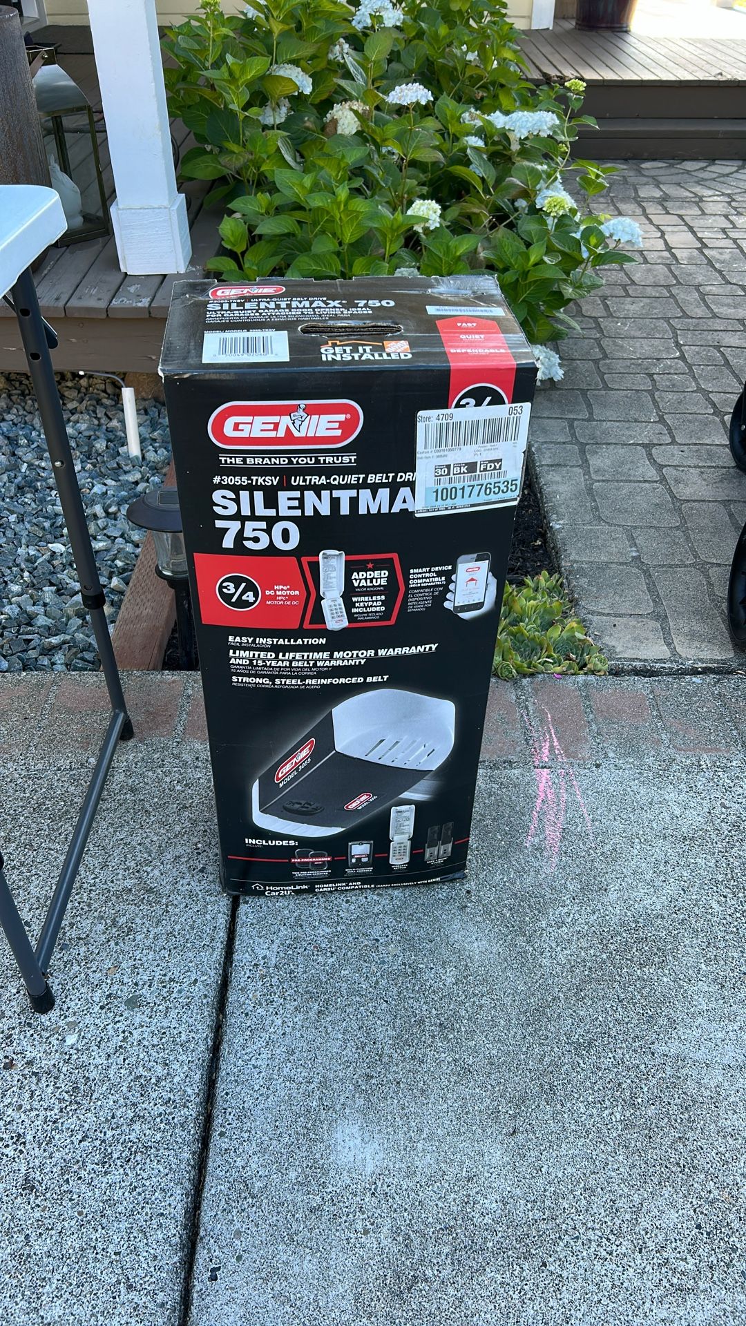 Genie Silentmax 750 3/4hp garage door opener