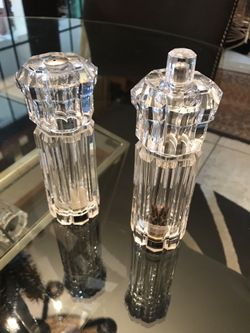 Olde Thompson Salt & Pepper Mill/Grinder set