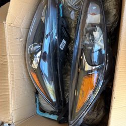 2016 Focus RS  OEM Head Lights 