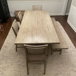 Dining Room Table 
