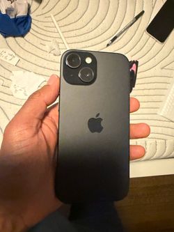 iPhone 15 128gb 100% battery tmobile locked