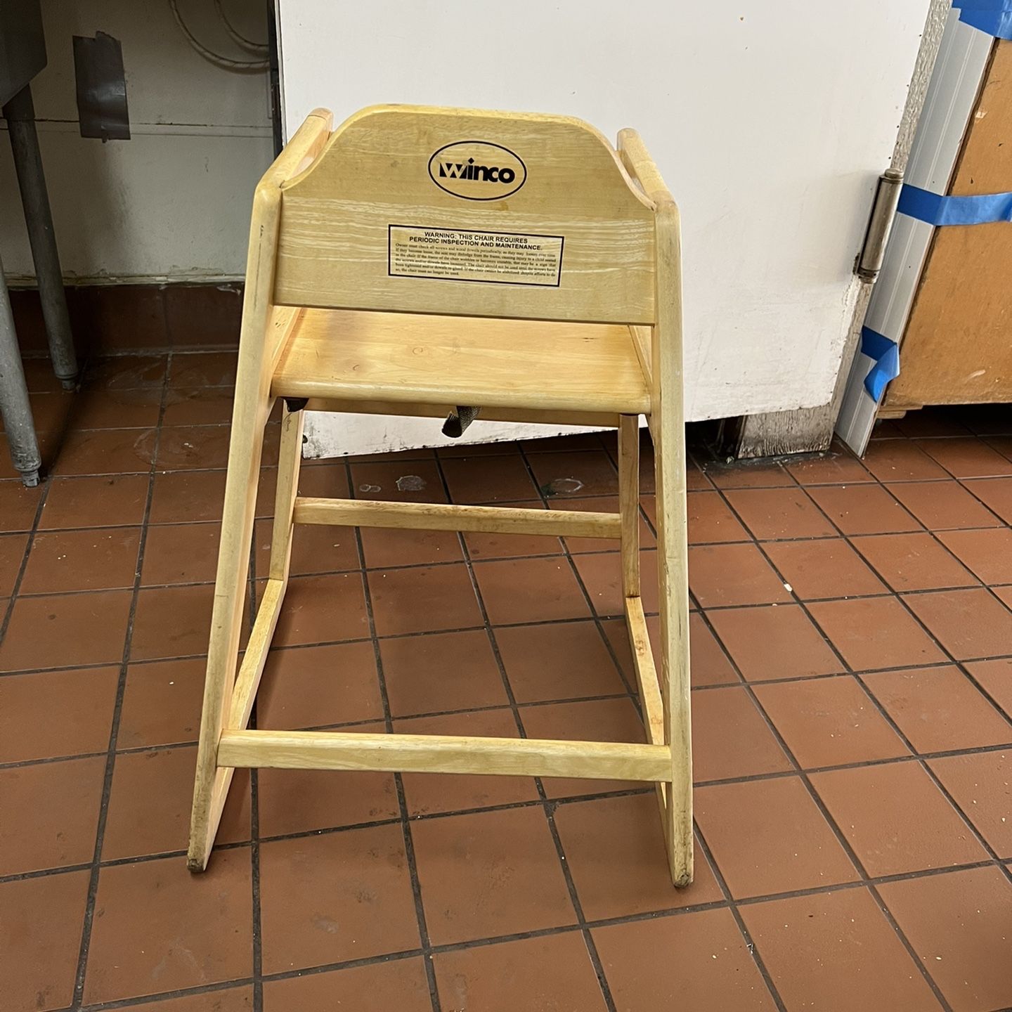 Winco wooden high discount chair