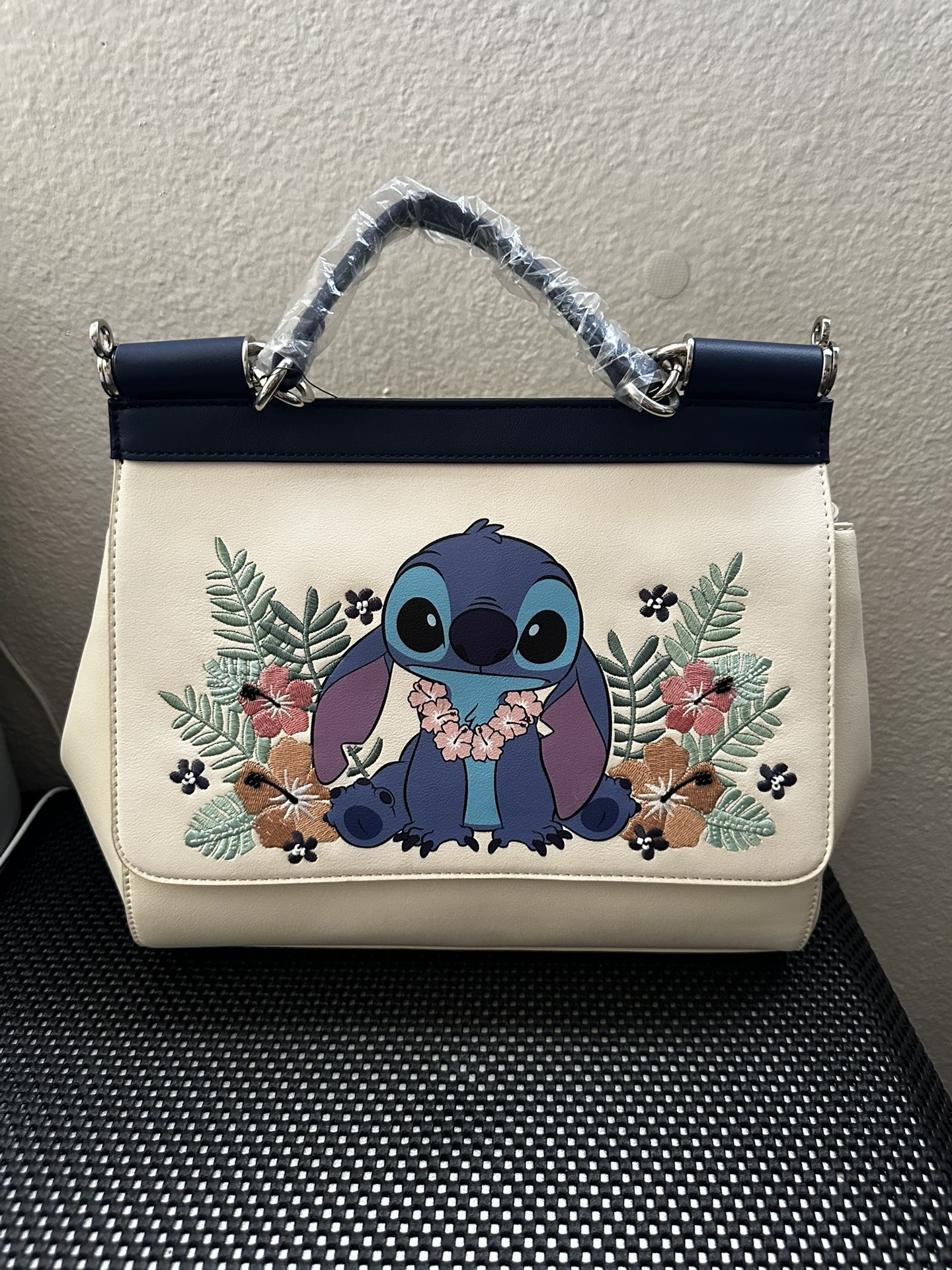 Loungefly Disney Stitch Lei Handbag