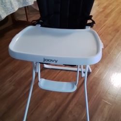 Joovy Highchair