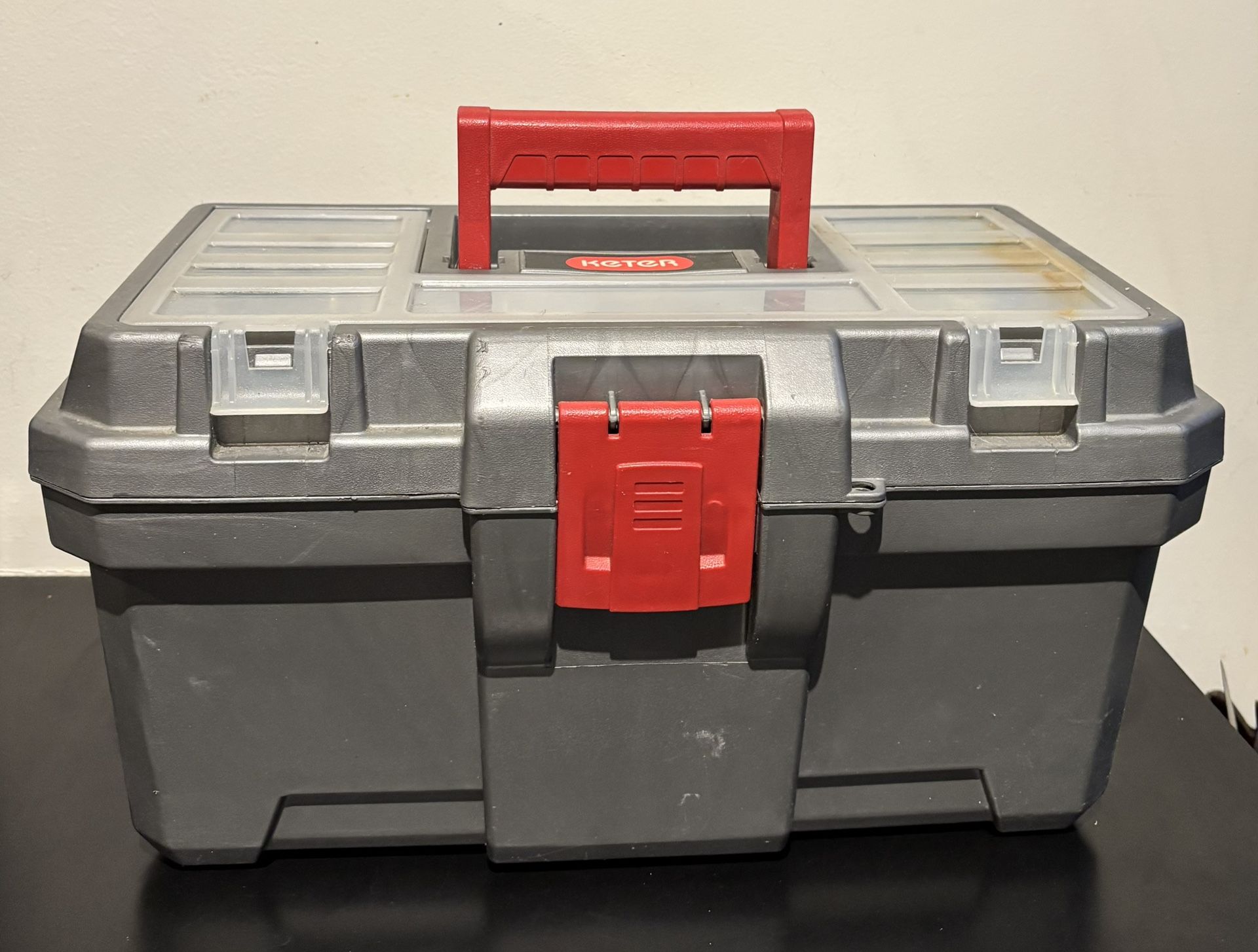 Keter 16" Toolbox w/ Removable Tray -Grey