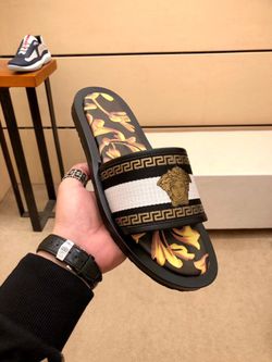 Versace Men’s Slides With Box 2026 New
