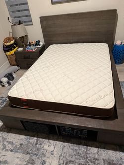 Full Size Bed Base and Frame