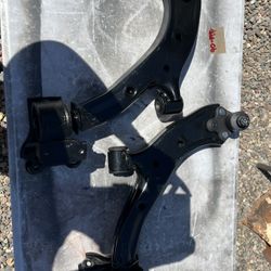 2013-2018 Acura RDX Control Arm and Ball Joint Assembly - Front Left Lower