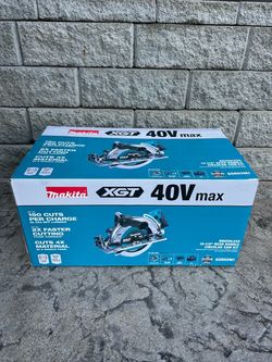 Makita 40V Max XGT Brushless Rear Handle 10-1/4 in. Circular Saw Kit, AWS Capable (4.0Ah)