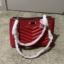 Beautiful purse straight from the box amazing mother Mother’s Day gift