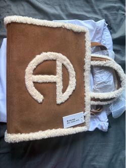 Shmedium shearling shopper bag