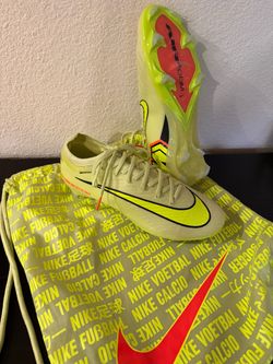 Brand new Nike zoom vapor 16 elite firm ground soccer cleats women’s size 7