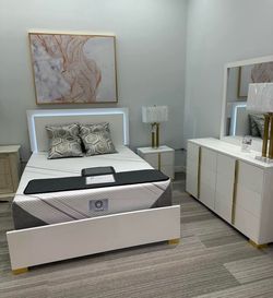 New 4pc bedroom set in box buy now pay later $39 down no credit needed