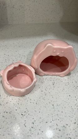 Hamster hideout ceramic and food bowl