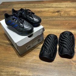 Kids Soccer Shoes 