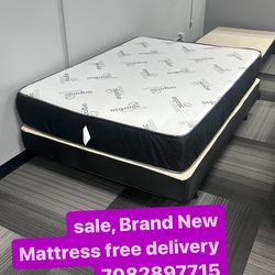 Huge sale for Mattress And Box Twin size mattress and box 150.$ full 190$ Queen 200$ king 290$. free delivery free set up 708….280….7715… cash or Zell