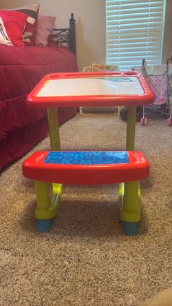 Kids play desk