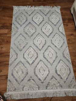 Cherokee Collection Loom Area Rug 4x6