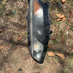 Headlight Chevrolet Malibu 2017 