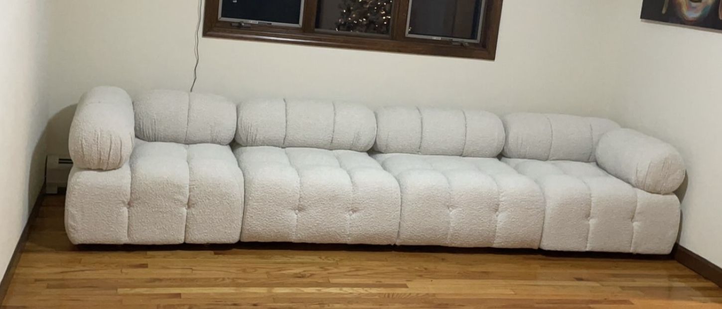 🛋️ 4-Piece Cream Sectional Couch