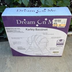 Dream On Me Karley Bassinet In Pink 