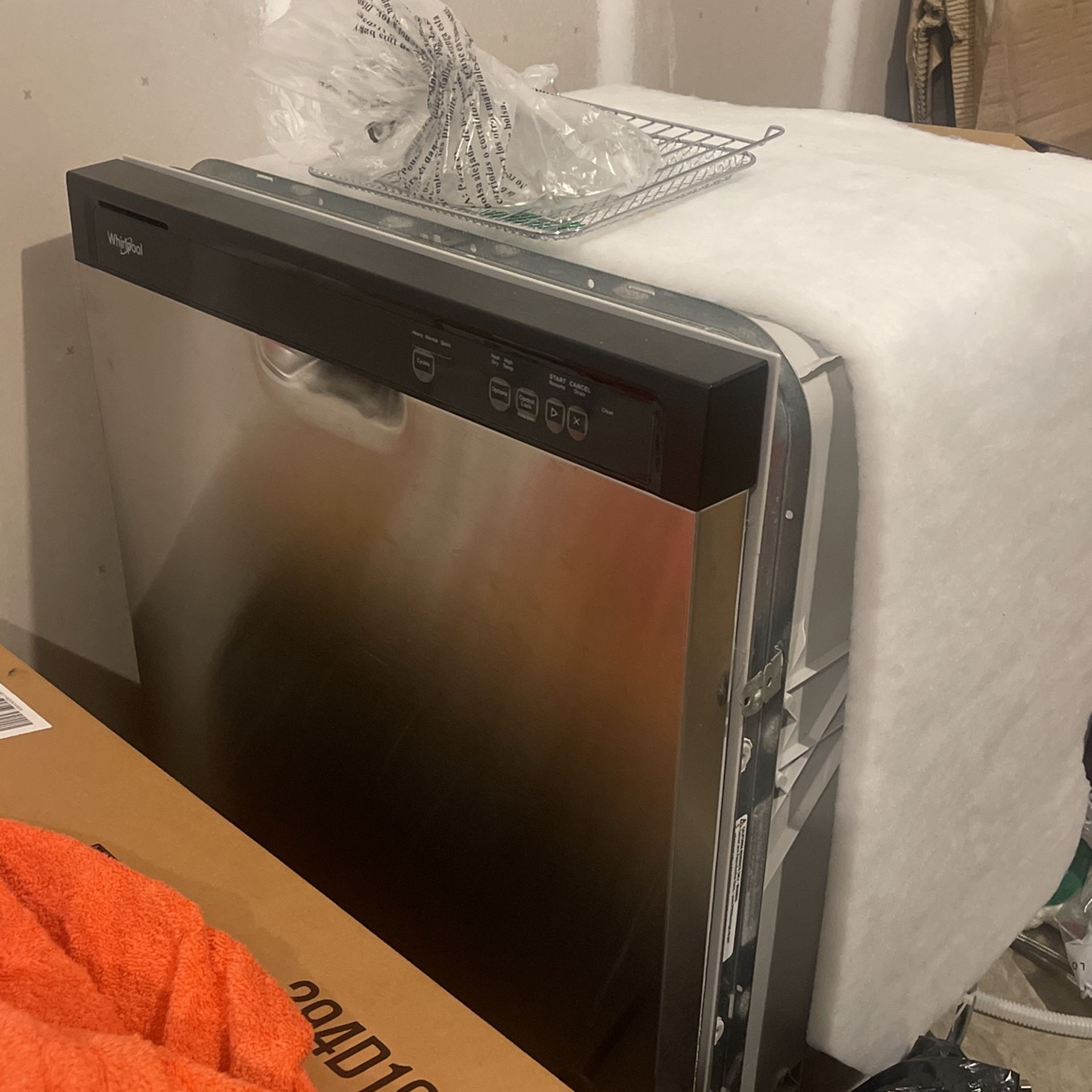 Whirlpool Dishwasher