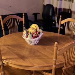 Canadel Wooden Dining  Table & Chairs (All 4 Chairs Included) 