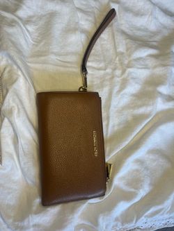 Michael Kors Camel Handheld Wallet Wristlet
