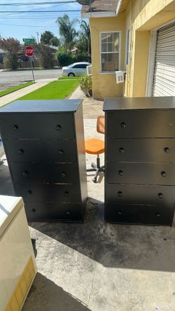 Black dresser