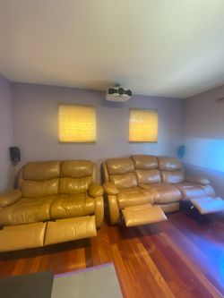 Recliner sofa ( pick up only )