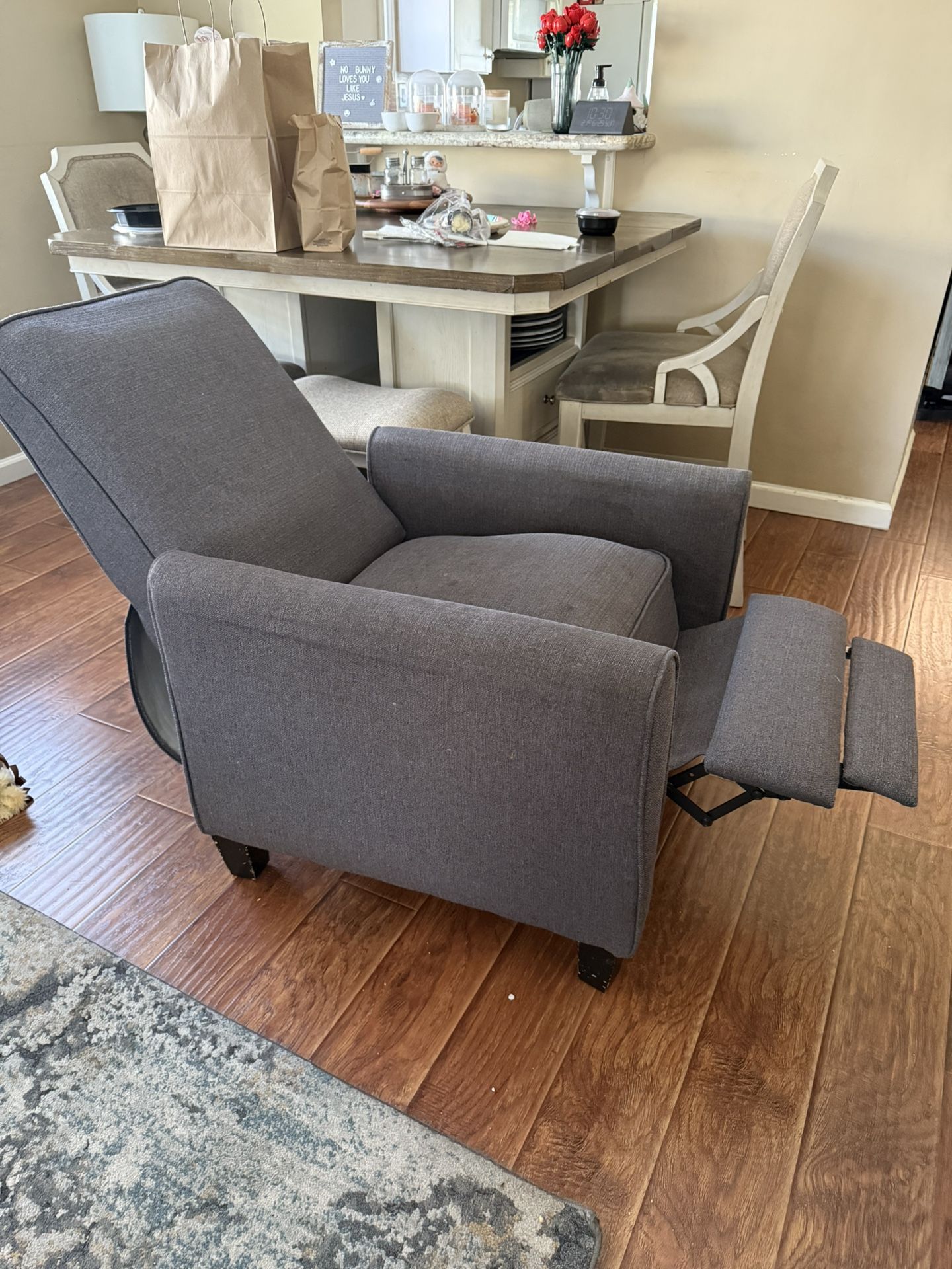 Recliner Chair