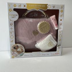 FAO Schwarz Faux Fue Diaper Set From FAO Baby