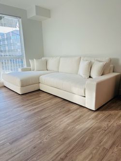 Sawyer II Sectional - Living Spaces