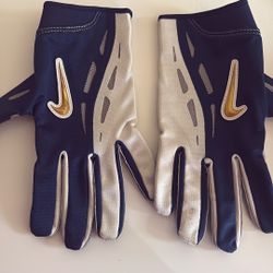 Football Gloves 
