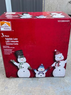 Holiday Accents 3-Piece LED Collapsible Snowmen Family