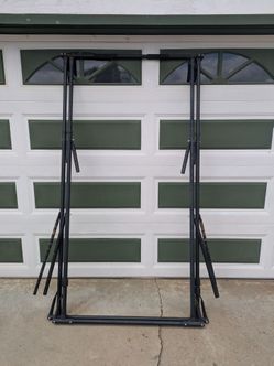 Fold up Pull Up Bar