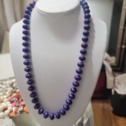 Necklece