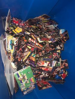 Over 1000 different types of sports cards