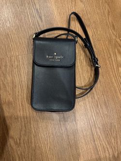 Kate Spade crossbody for phone and a few cards