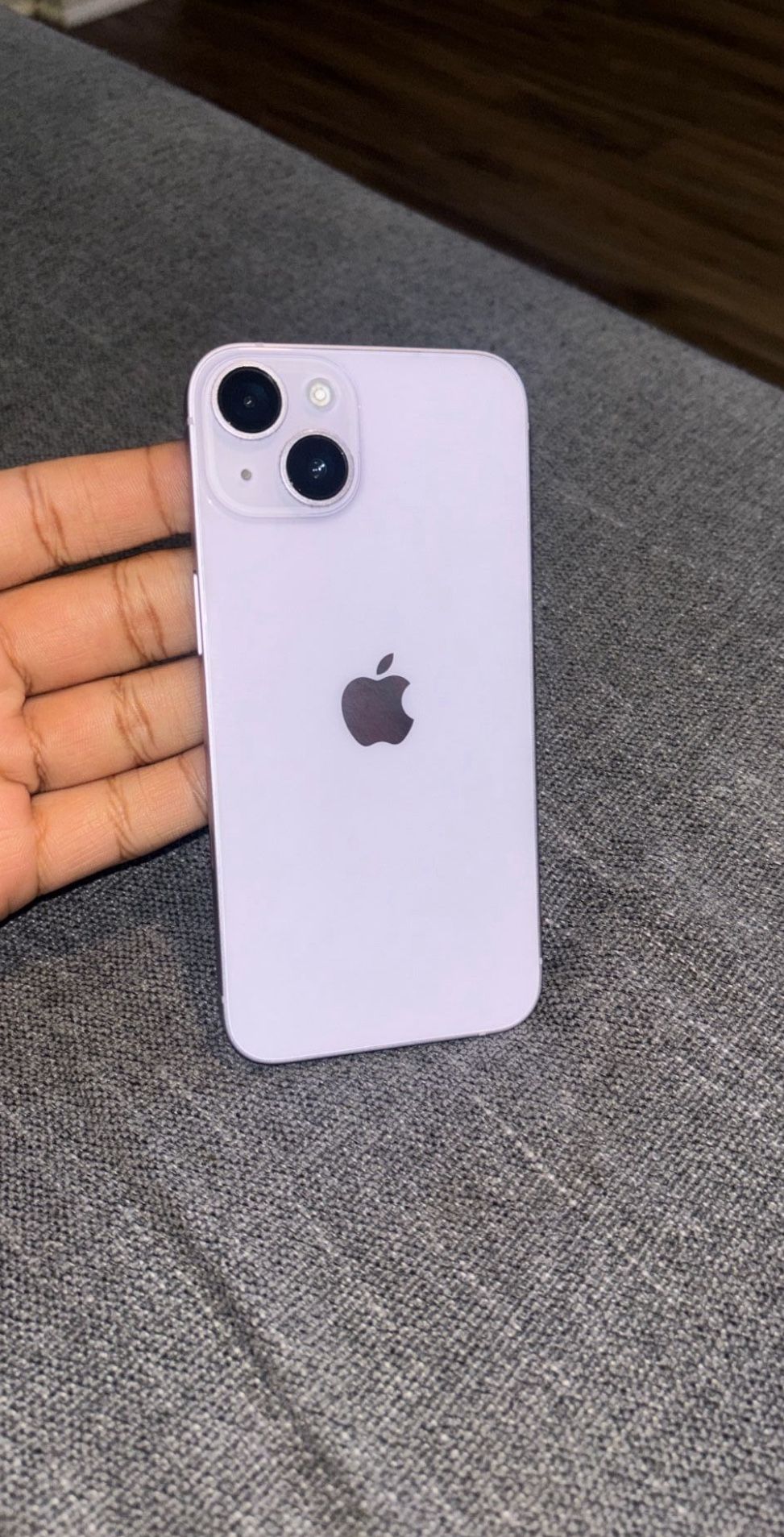 iPhone 14 (unlocked- 256gb)
