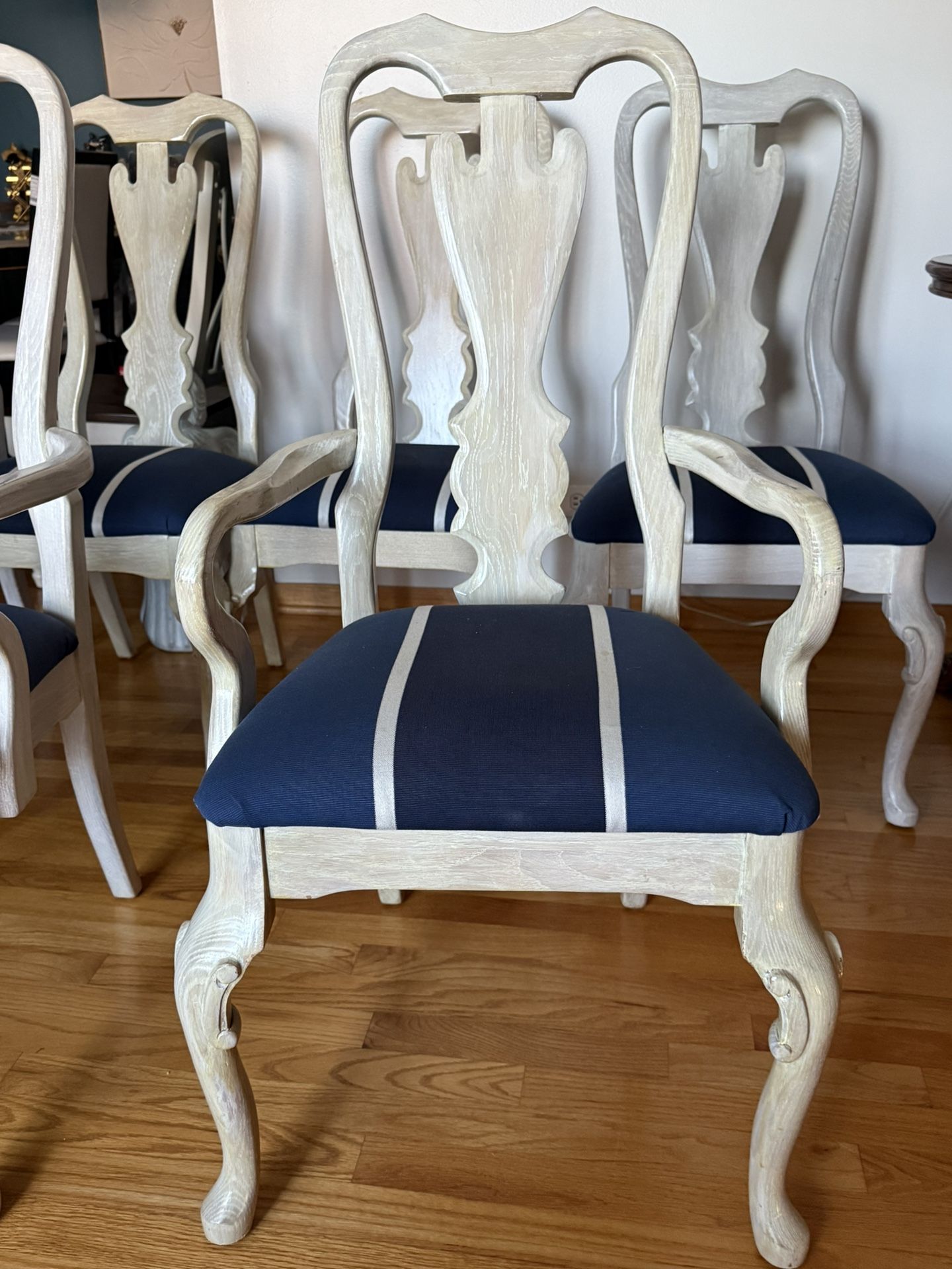 Six dining Chairs