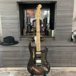 Fender Strat Custom 
