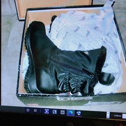 Women’s Fur Boots 7W