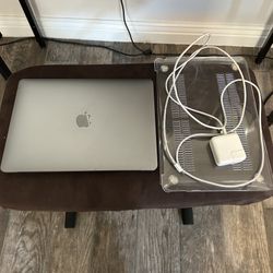 2019 Macbook Air with case and charger