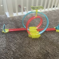 Hot Wheel Track 