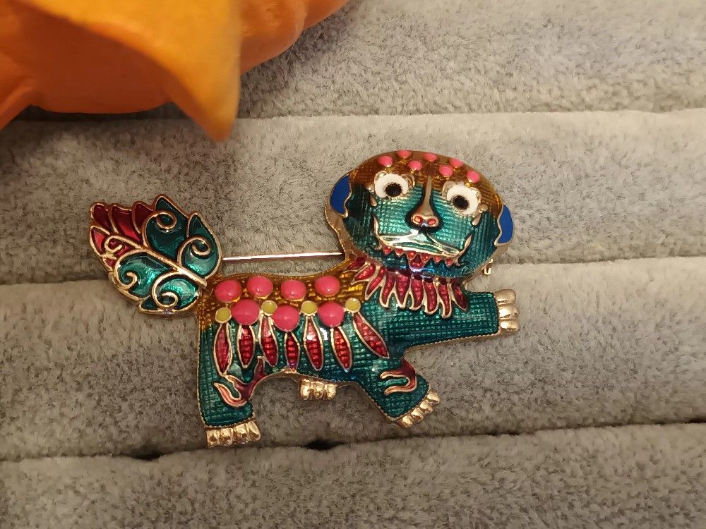 Unique Classic Enamel Jewelry Chinese Asian Style Lion Dance Brooch Pin
